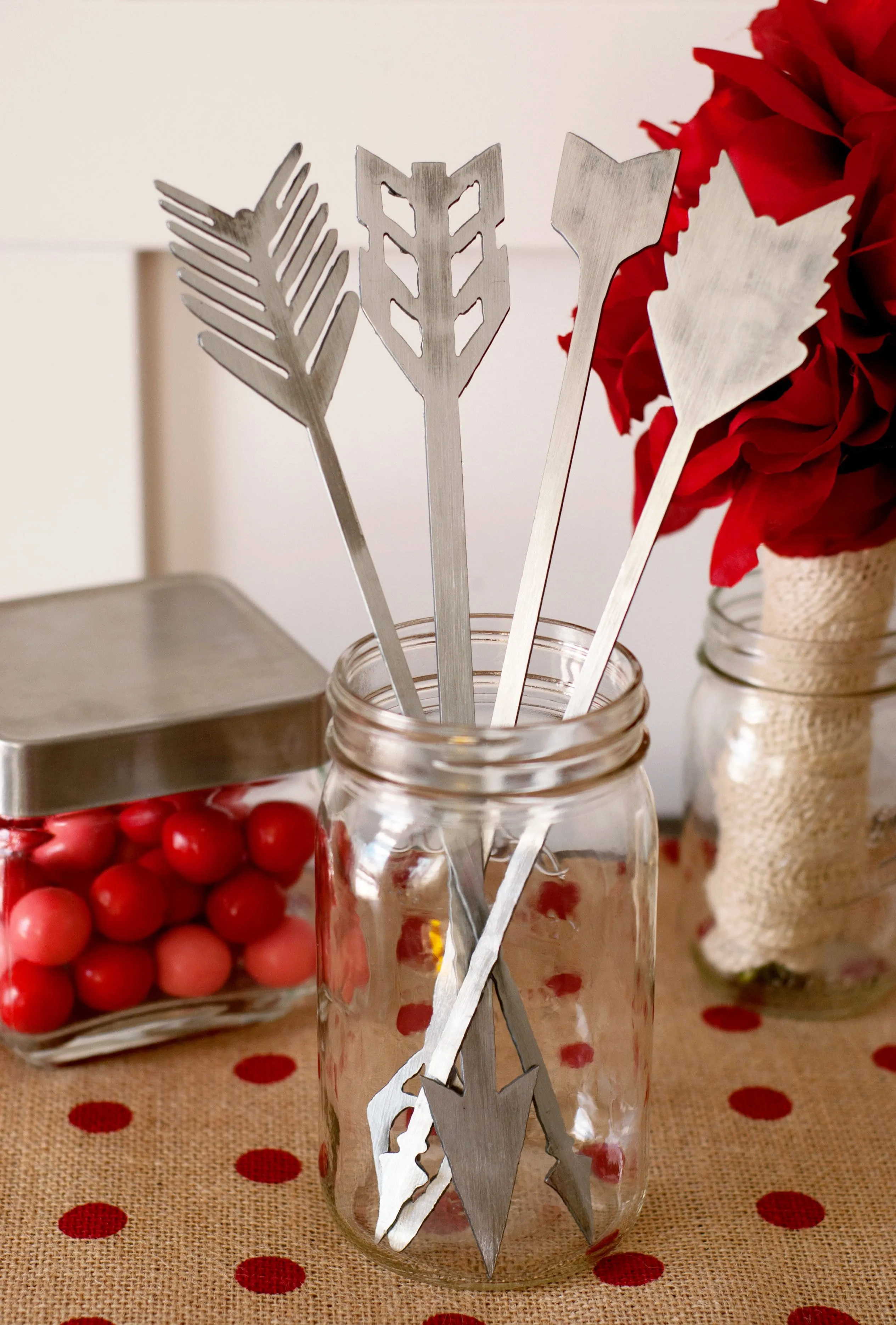 15" Metal Arrows - 7 Styles