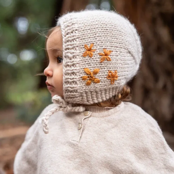 Flowers Bonnet - Oatmeal