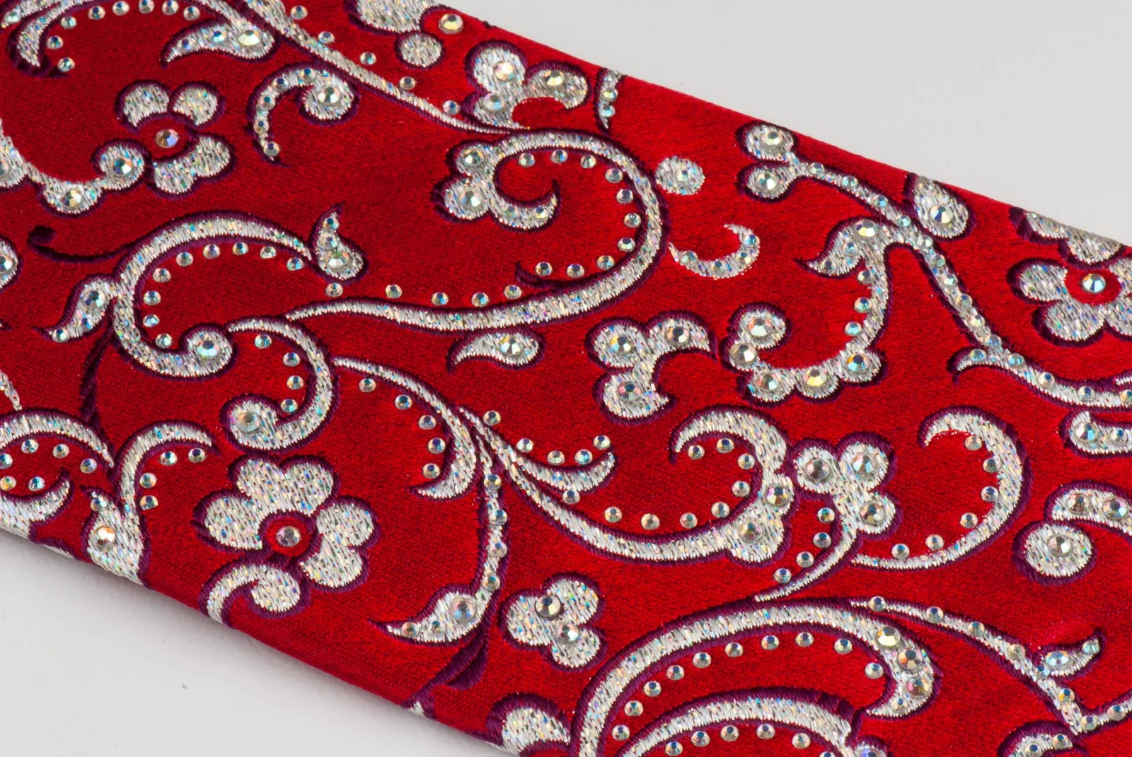 Renoma Neck Tie Silver Floral On Red Silk With Rhinestones 3 1/4 Inch