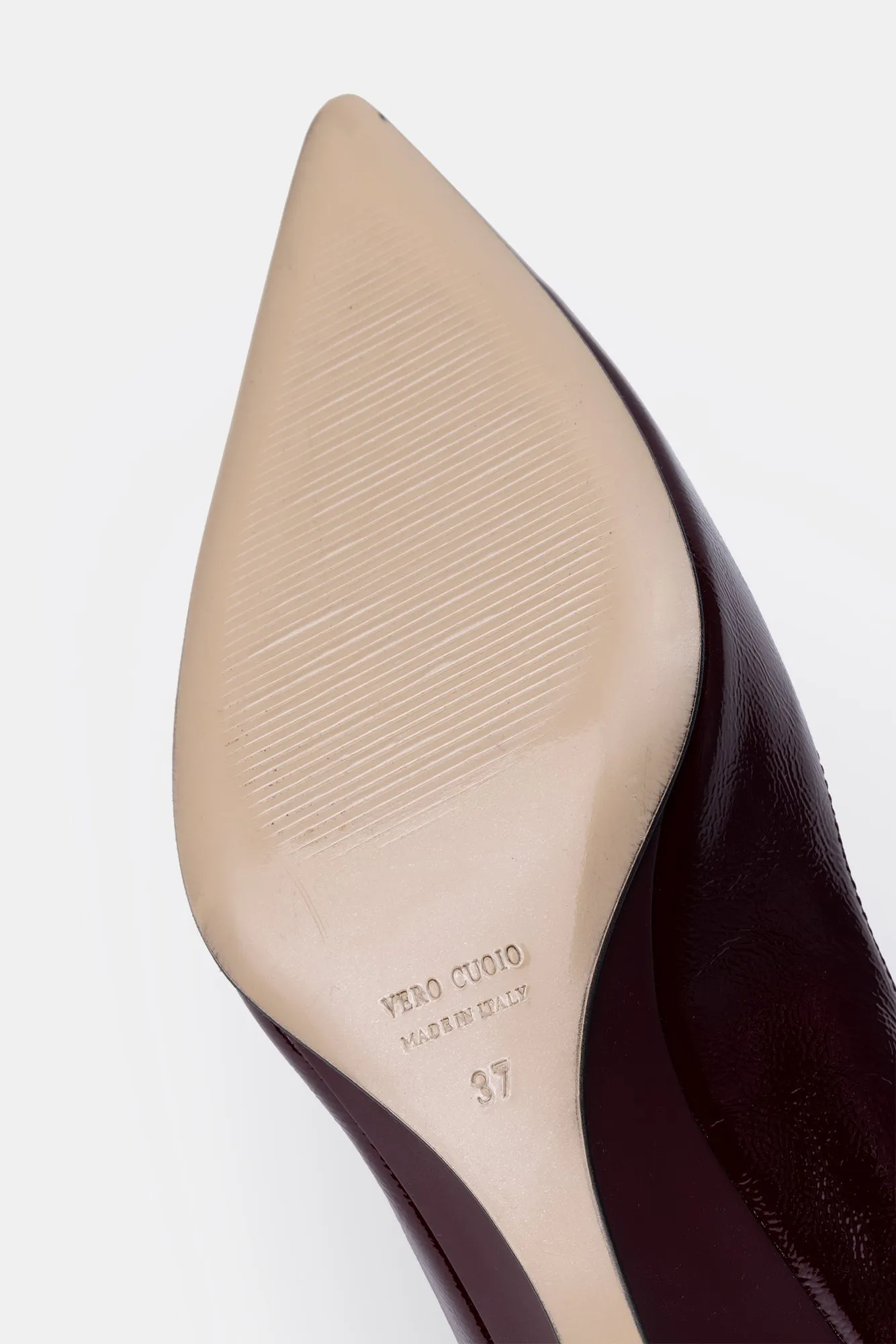 The Giana Burgundy